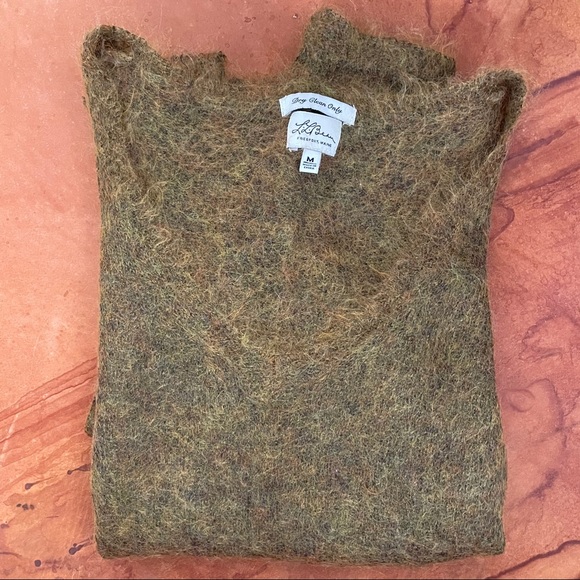 LL Bean V-neck Mohair Sweater, Women’s Medium - Picture 4 of 11